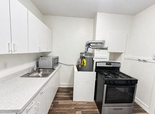 2802 68th Ave, Oakland, CA 94605