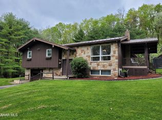 808 Baughman Hollow Rd, Tyrone, PA 16686