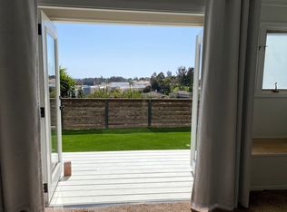 1898 Ivy Rd, Oceanside, CA 92054