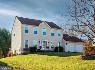 5013 Swan Dr, Phoenixville, PA 19460