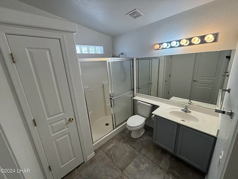 3720 Beachview Dr — Photo 13