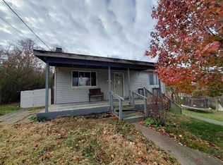 110 Grant St, Burgettstown, PA 15021