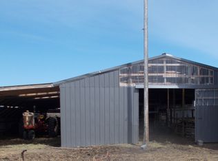 1768 E 200n Rd, Paxton, IL 60957