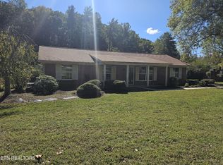 507 W Hills Dr, Harriman, TN 37748