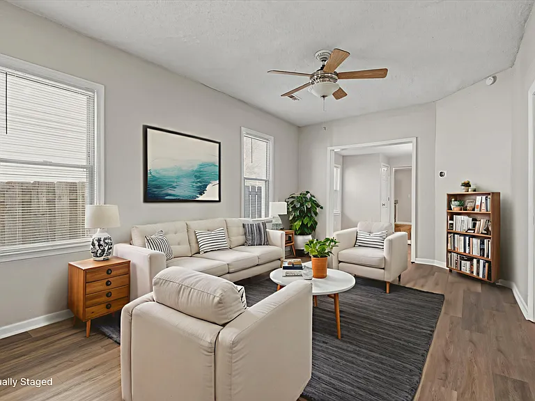 720 Forbes St — Photo 2
