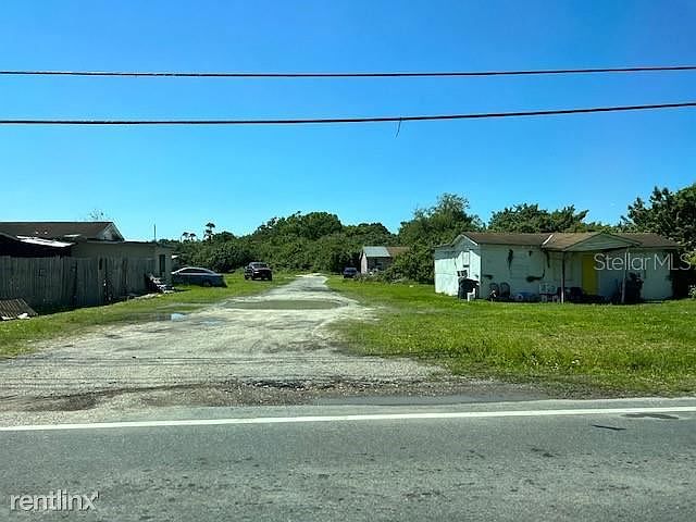 2nd image of 1715 Reynolds Rd