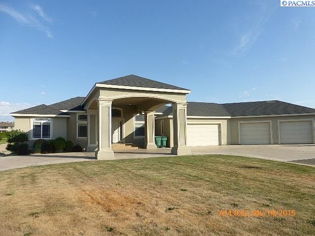 1st image of 101604 Ridgeview Ct