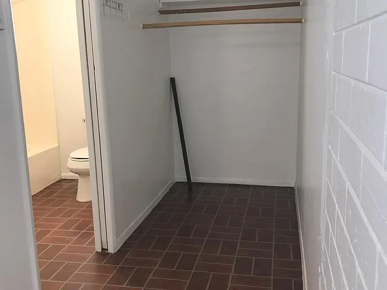 720 N Irving Cir #1 — Photo 7