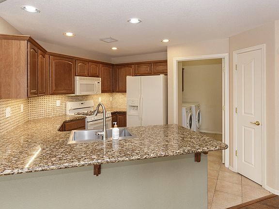 4th image of 1975 Blooming Hills Dr Unit 101