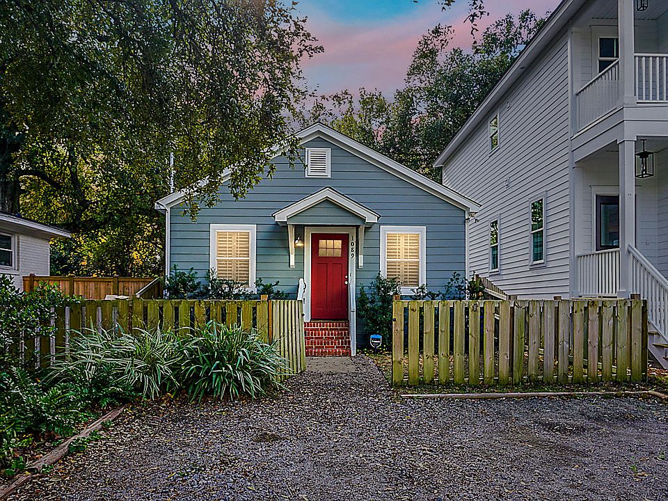1st image of 1089 Bexley St