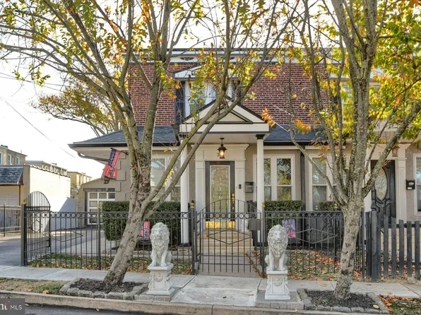 37 W Langhorne Ave, Havertown, PA 19083