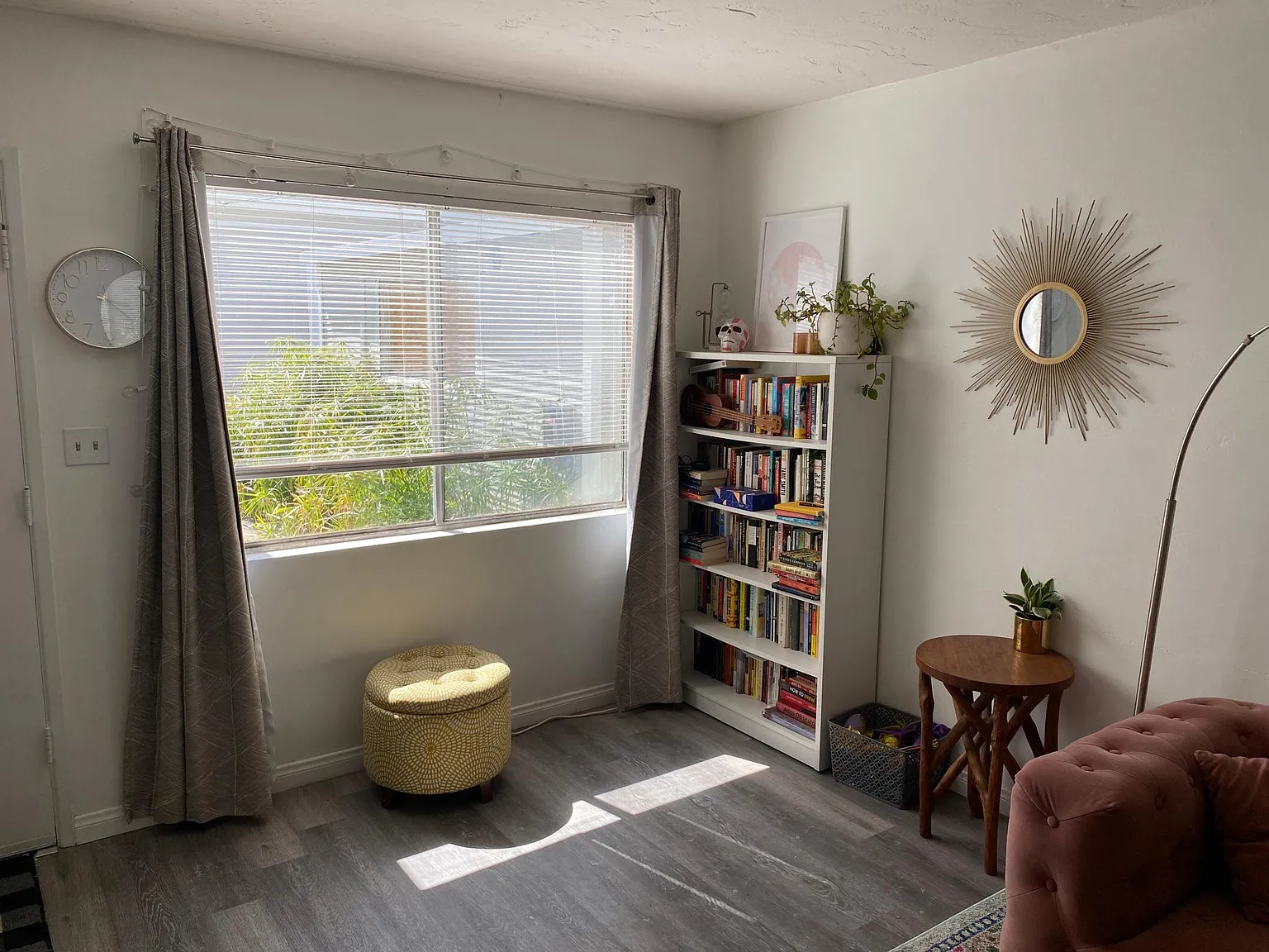 2 bed, 800 sqft, $2,695 — Photo 2