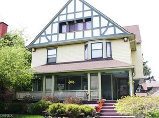 1438 Grace Ave, Lakewood, OH 44107