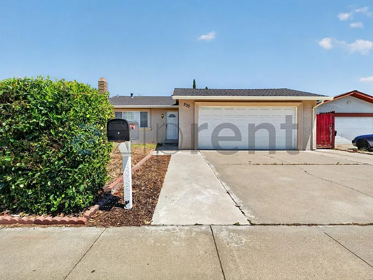 533 Don Carlos Ct — Photo 1
