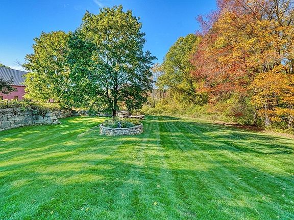 3rd image of 107 Westford Rd