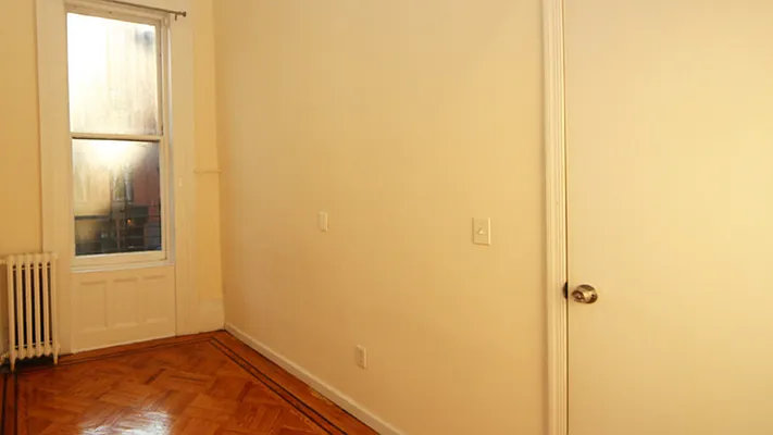 Rented by Nooklyn NYC LLC | media 36