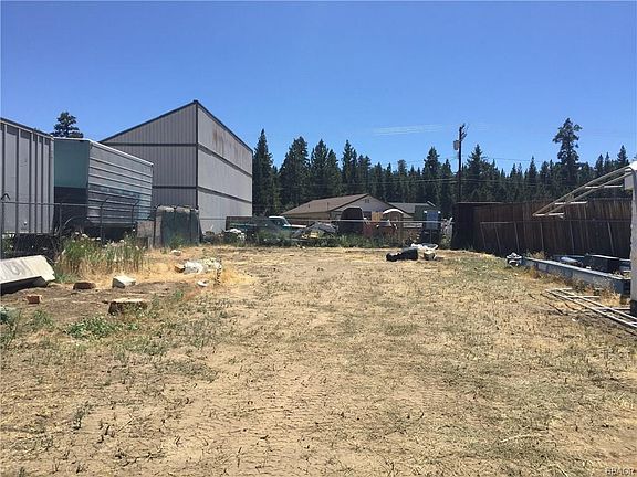 2nd image of 618 Country Club Blvd