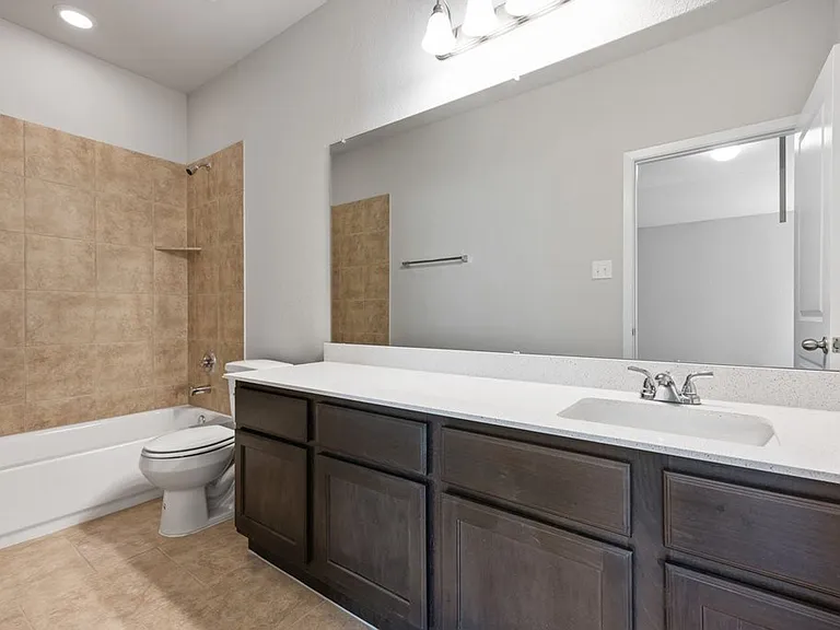 4302 Lindberg Ln — Photo 8