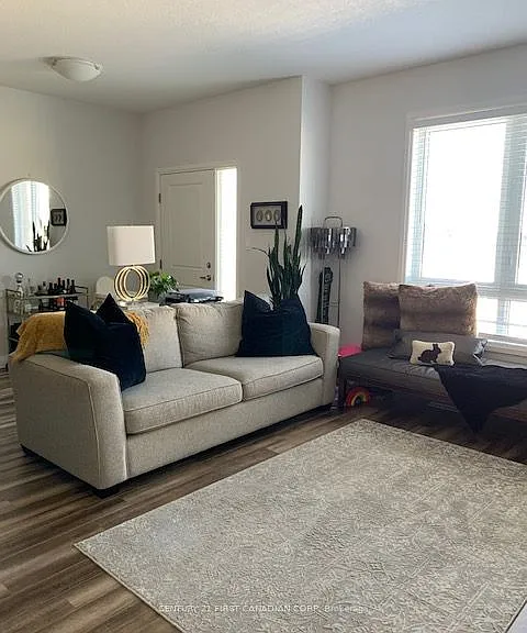 827 Kleinburg Dr E — Photo 12