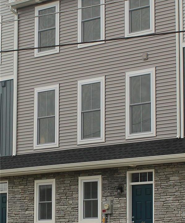 1st image of 86 Hess Ave