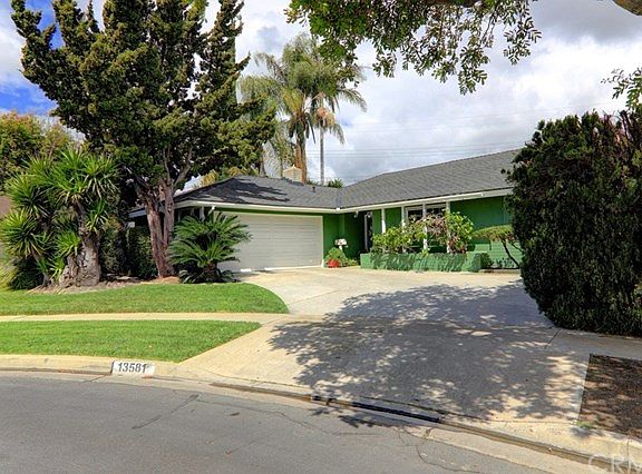 3rd image of 13581 Charloma Dr