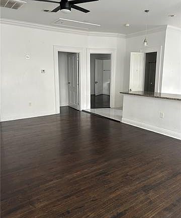 5th image of 124 N Genois St Unit B