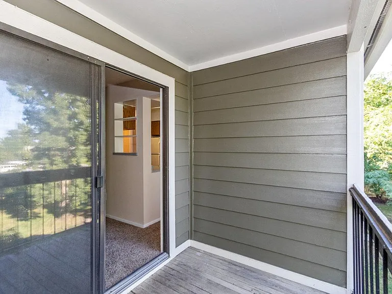 Parkside at Castleton Square Apartments and Townhomes — Photo 11