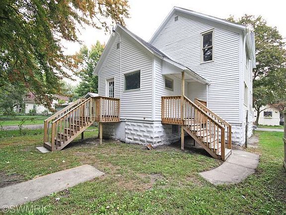 5th image of 1319 Princeton Ave