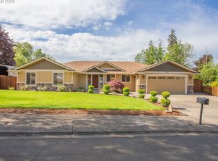 900 Stark St, Woodburn, OR 97071