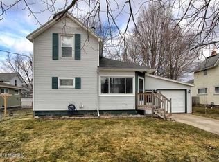 609 E Bond St, Hastings, MI