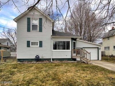 609 E Bond St, Hastings, MI, 49058