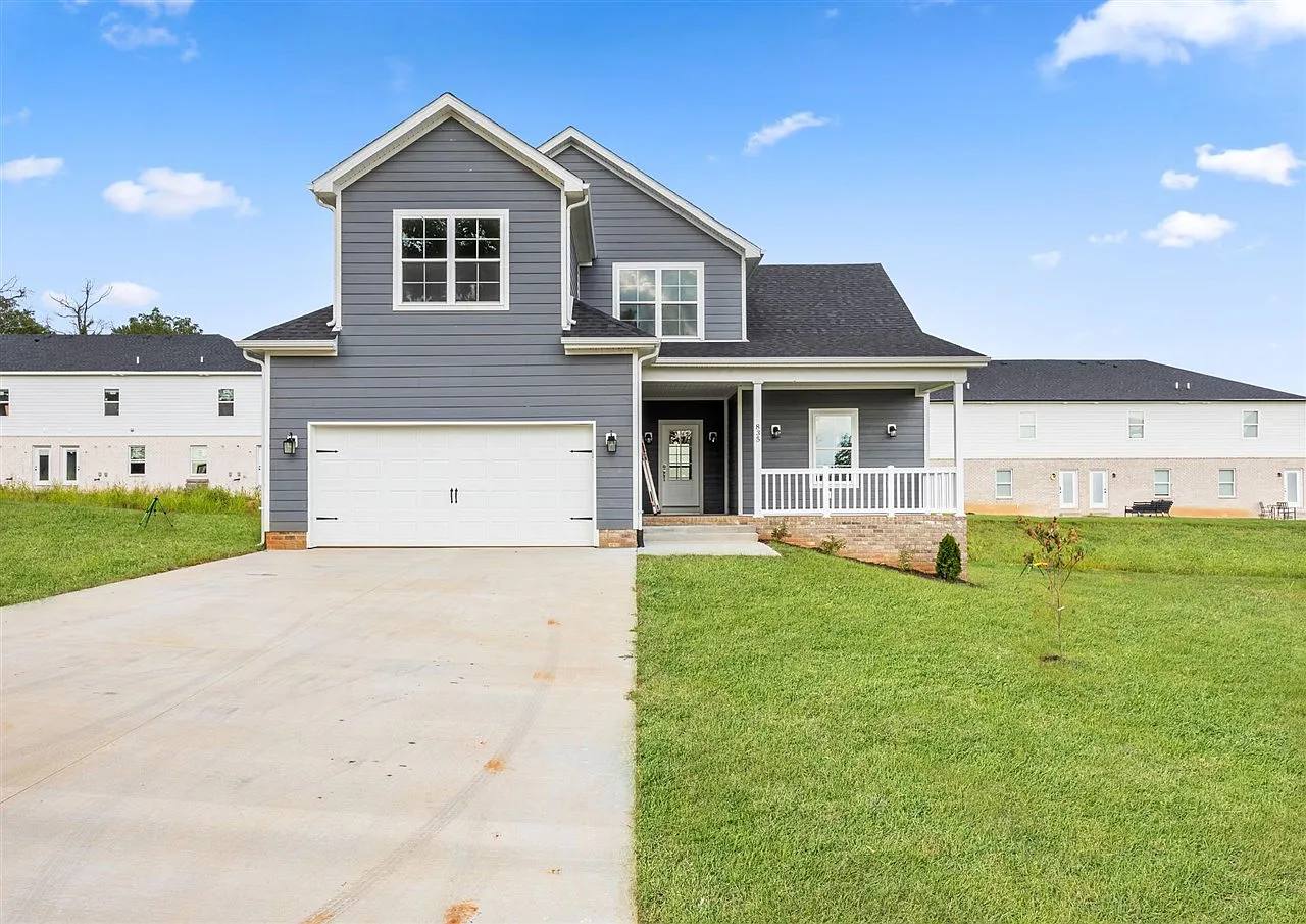 835 Denver Ln photo 1