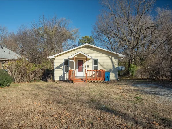 3123 E 10th St, Joplin, MO 64801