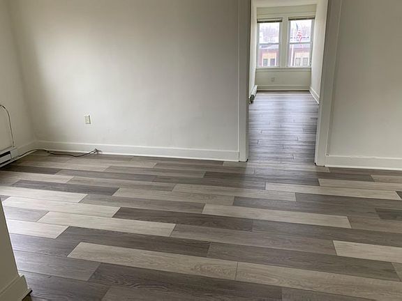 4th image of 352 S Schuyler Ave #1/2