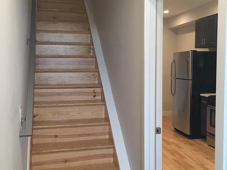 4239 Haverford Ave — Photo 3