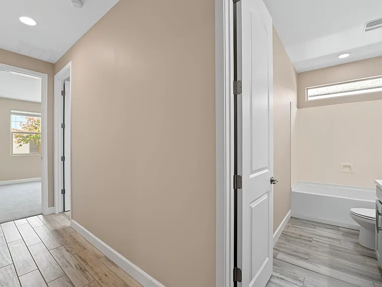 5140 N 181st Dr — Photo 20
