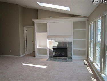 3rd image of 375 Clearbrook Dr