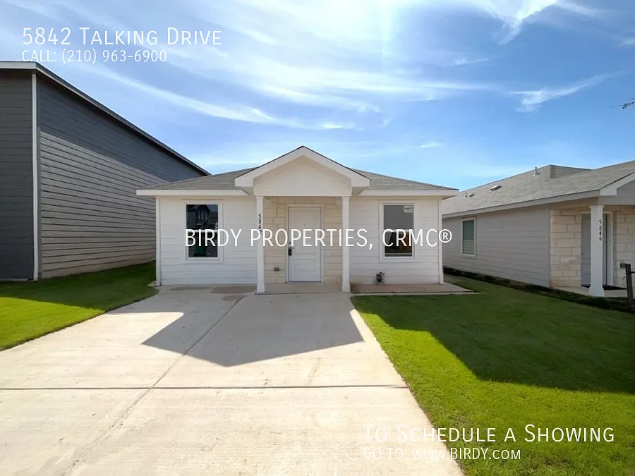 "Charming 4-Bedroom Retreat with 2 Full Baths in San Antonio Spacious 1500 Sq Ft Home at 5842 Tal... — Photo 1