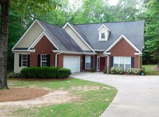 111 Stone Brooke Ct, Gray, GA 31032