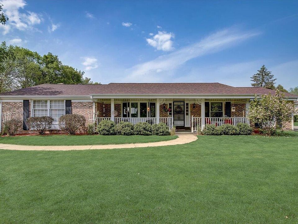 12359 West Holt AVENUE, West Allis, WI 53227 Zillow