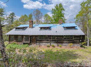 1971 Swiss Pine Ct, Spruce Pine, NC 28777