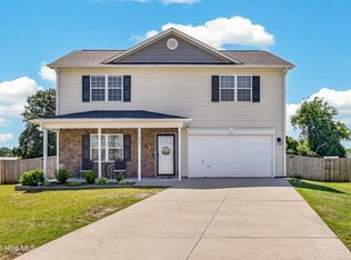 122 Waverly Way, Jacksonville, NC 28540