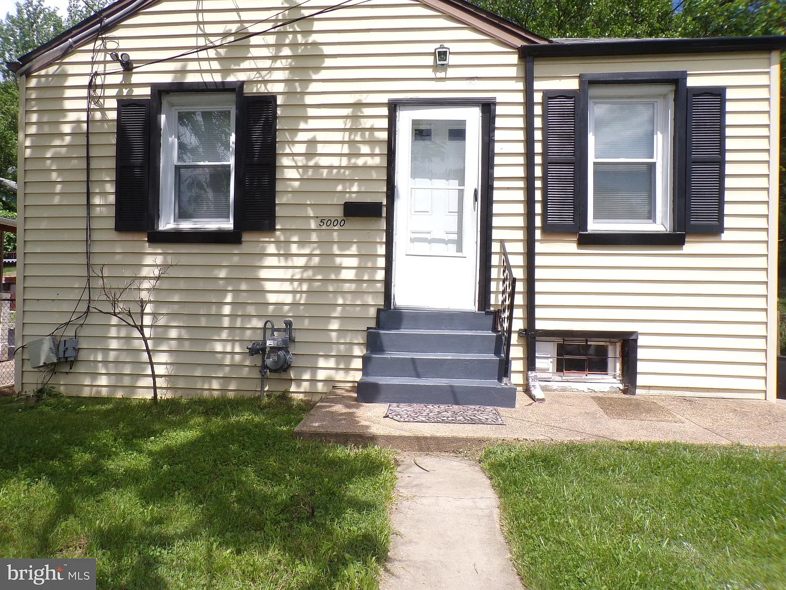 5000 Leroy Gorham Dr photo 1