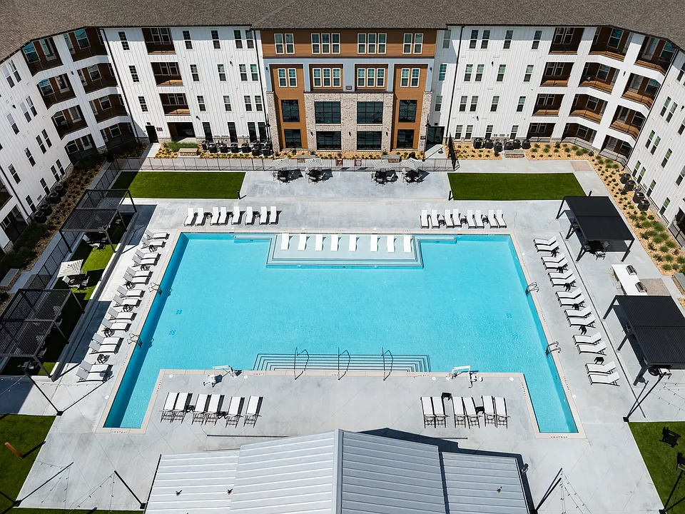 Heron Mill Apartments at Douglasville