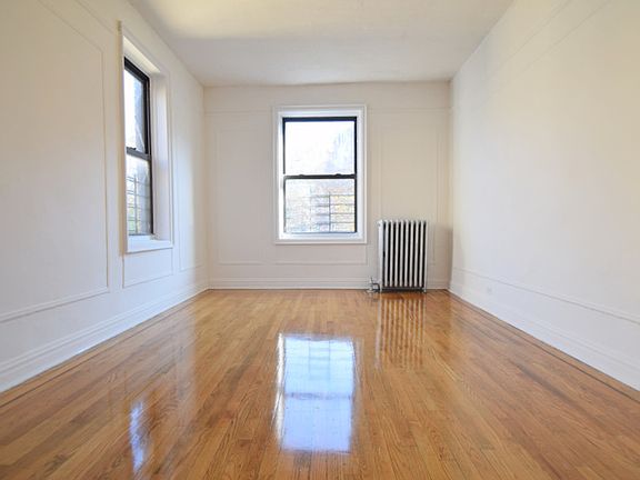 Cedar Arms - Bedroom