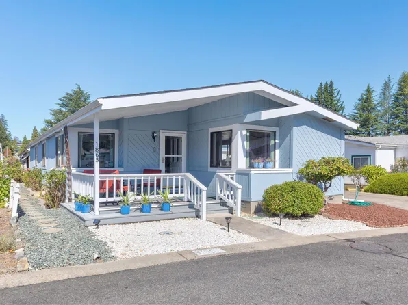 1865 Tamarac Ln, Grants Pass, OR 97527