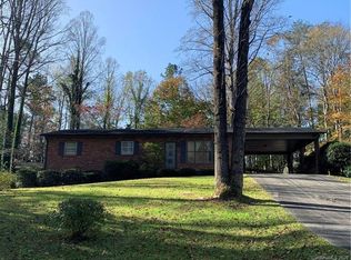 102 Frog Hollow Ln, Morganton, NC 28655