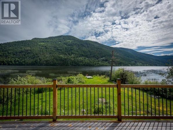Waterfront Thompson Nicola Regional District Bc Waterfront Homes For Sale 10 Homes Zillow