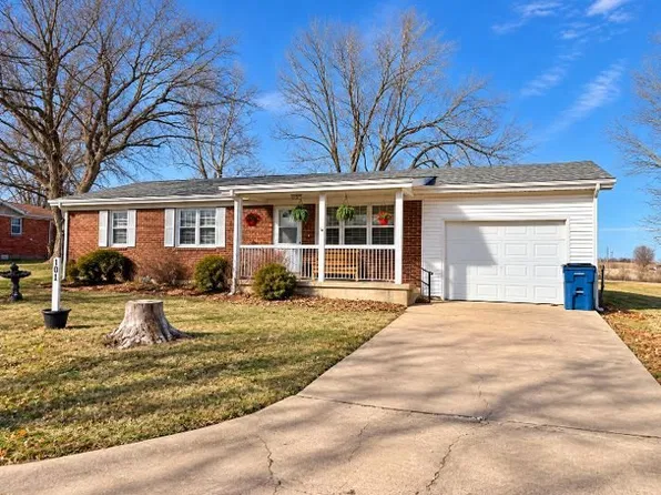 101 W Haynes St, Eldon, MO 65026
