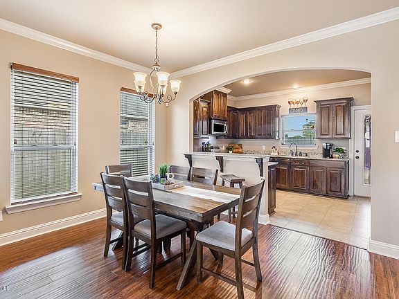 5th image of 507 Wisteria Bend Cir